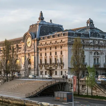 Nest In Saint-michel * Παρίσι