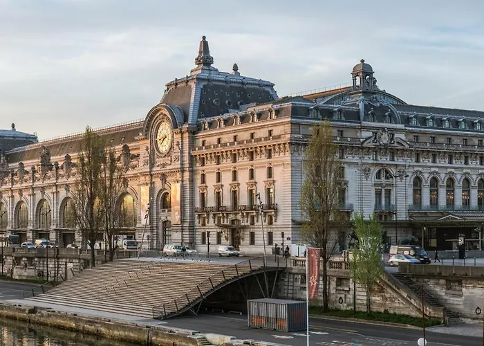Nest In Saint-michel * Παρίσι