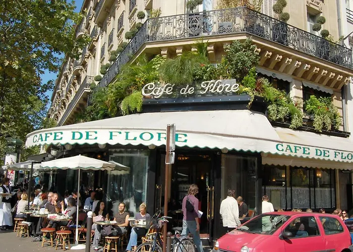 Nest In Saint-michel