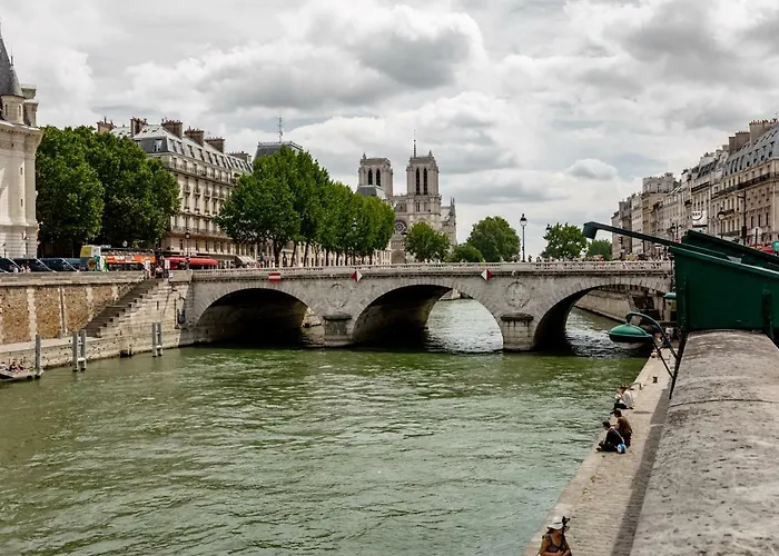 아파트 Nest In Saint-michel