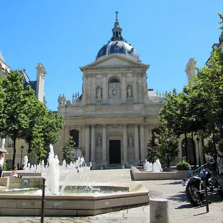 Apartmán Nest In Saint-michel Paříž